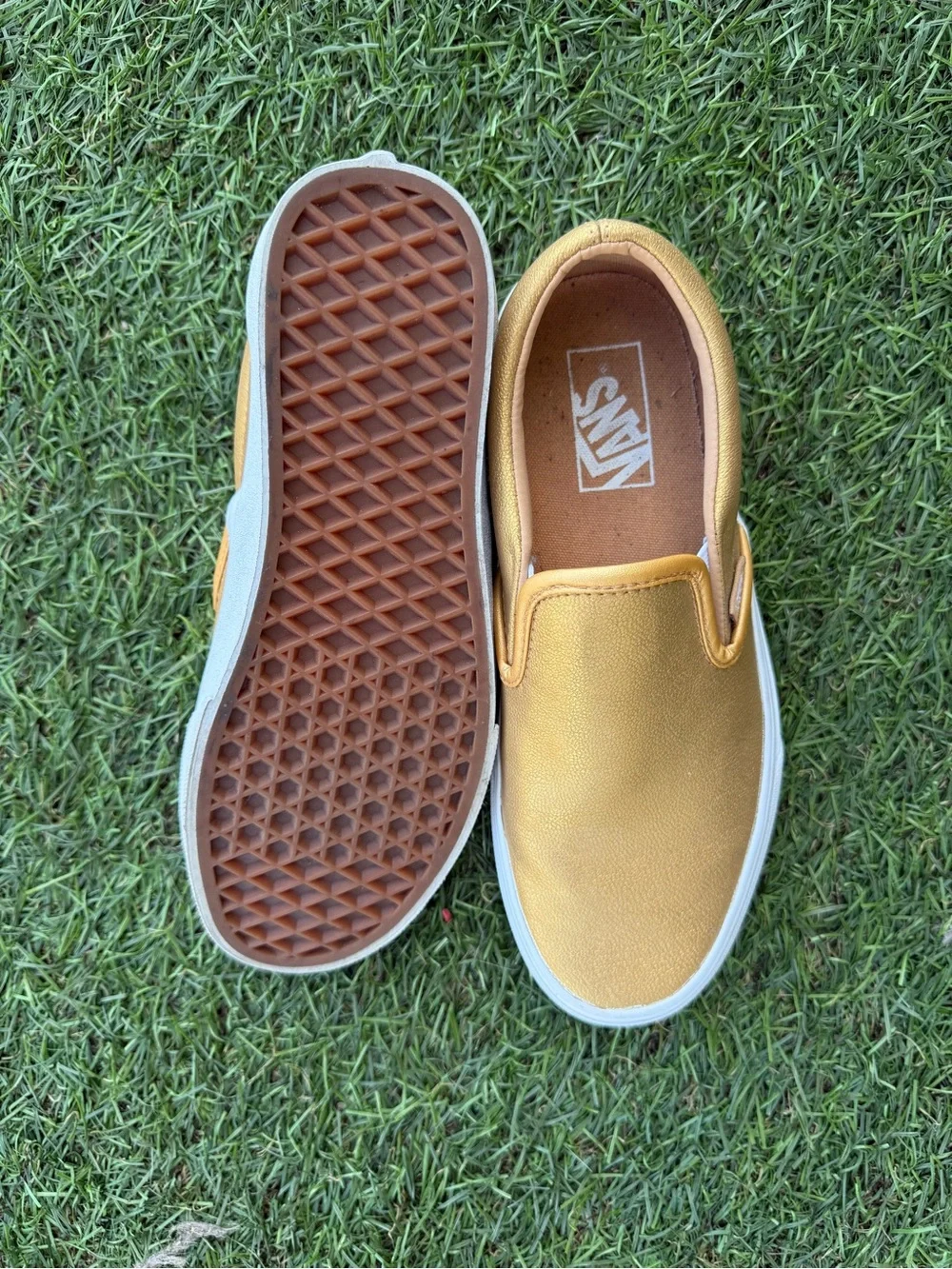 VANS Gold Leather Slip-on Leather Sneakers Sz (7 WM- 5.5 M)